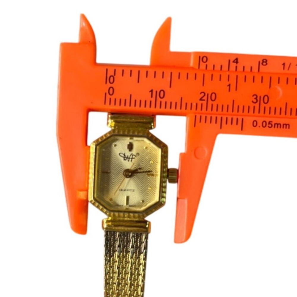 Diane Von Furstenberg Gold Plated Mesh Stainless Steel Watch Vintage untested - Picture 4 of 15